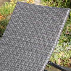 Texture | Close view of the Wulfern Tigani 3-Piece Wicker Lounger Set